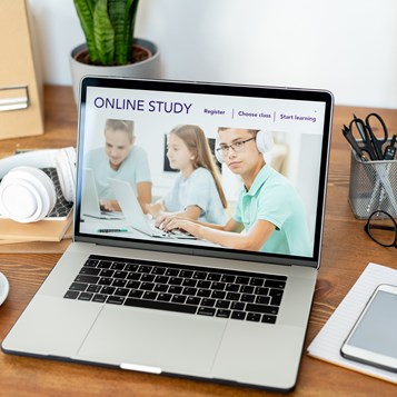 Homepage Of Educational Website On Laptop Display 2021 09 24 03 10 30 Utc